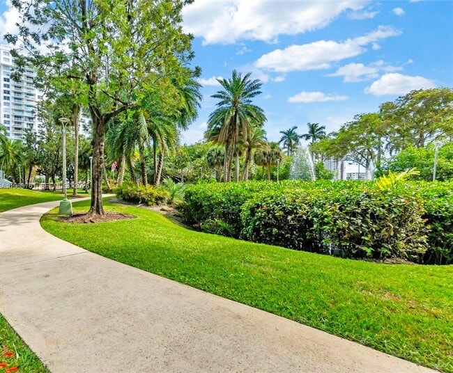 Building Photo - 2851 NE 183rd St