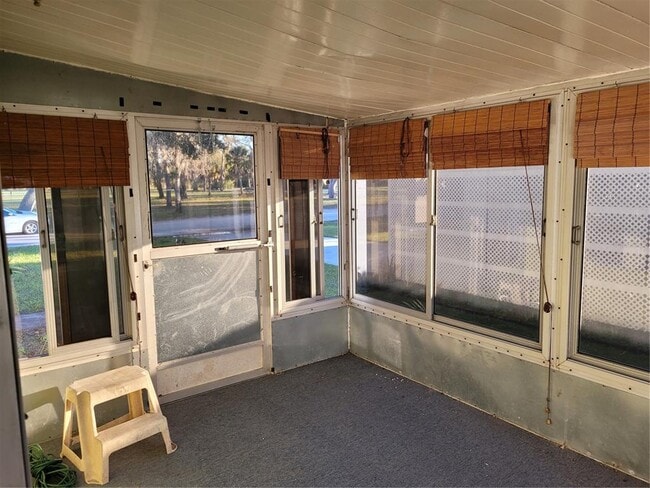 Building Photo - 1300 Seahorse Ln