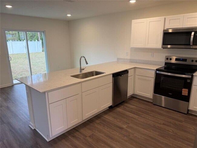 Building Photo - 48 Reidsville Dr