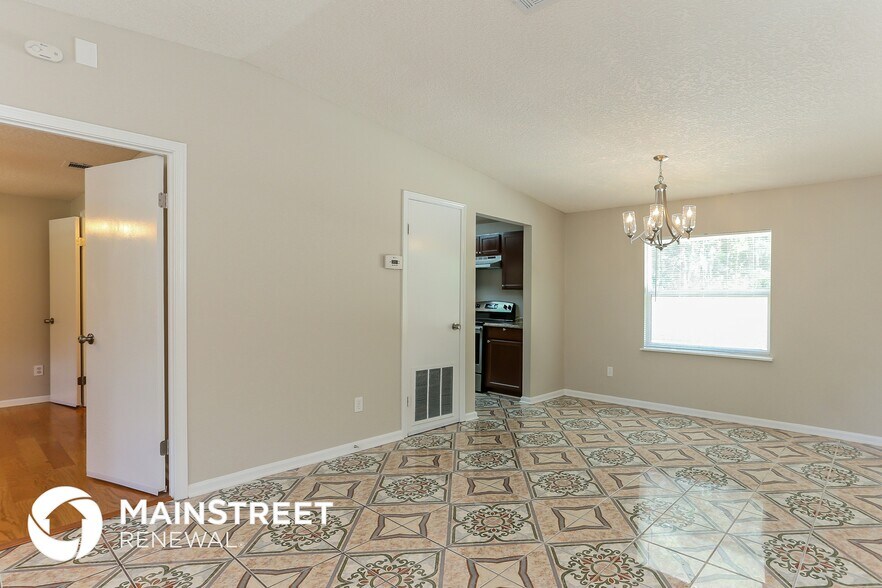 Building Photo - 8472 Fury Dr