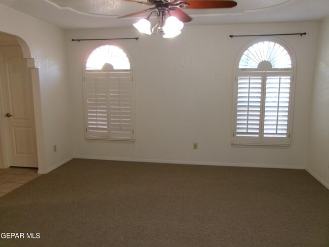 Building Photo - 7005 Black Ridge Dr