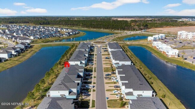 Building Photo - 260 Brandon Lks Dr