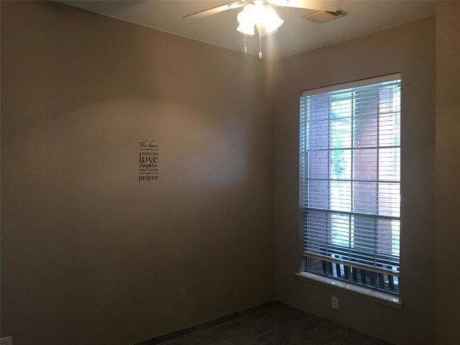Building Photo - 164 S Holly Laurel Cir