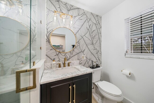 Building Photo - 864 Whippoorwill Row