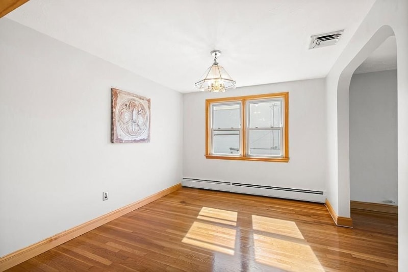 Building Photo - 60 Hopkins St