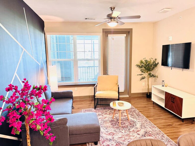 Building Photo - 9268 Vintage Hills Way