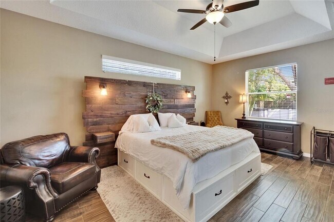 Building Photo - 12802 Cattail Shore Ln
