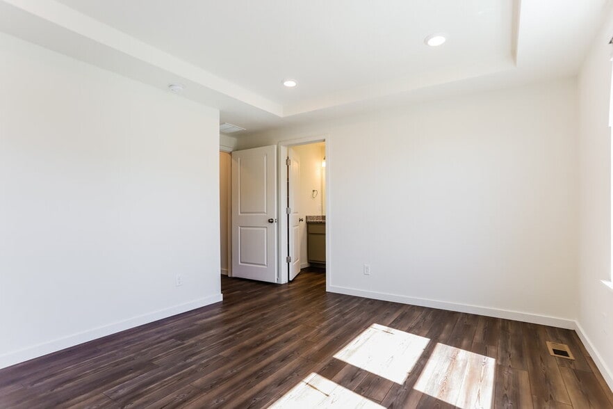 Building Photo - 4653 N Tower Dr