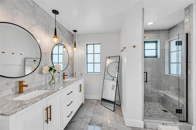 Building Photo - 1951 SW 23rd St