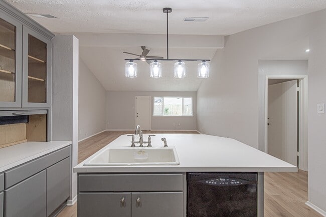 Building Photo - 20055 Fort Stanton Dr