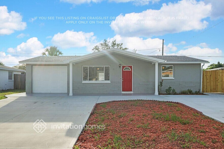 Building Photo - 10914 Inglewood Ave