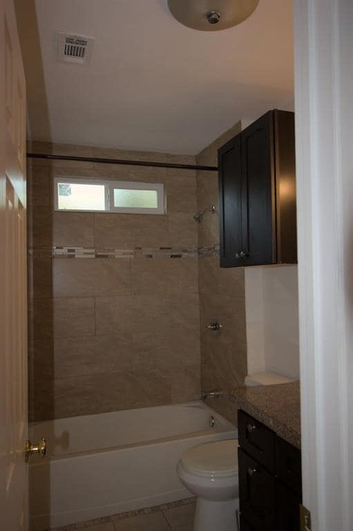 Building Photo - 5204 Village Trail