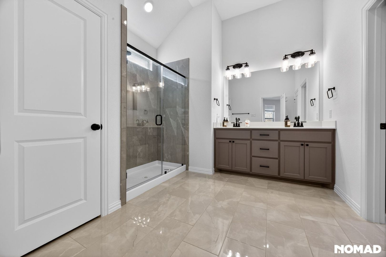 Building Photo - 1011 Hickory Chase Ln