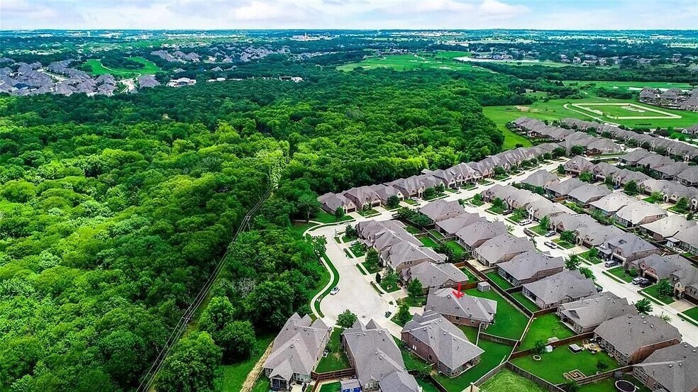 Building Photo - 2829 Sheffield Dr