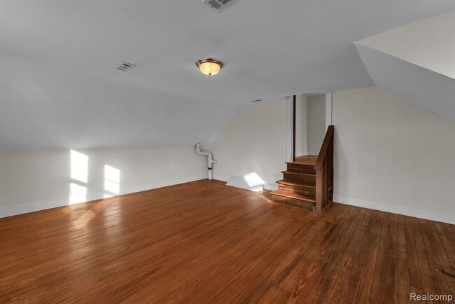 Building Photo - 3524 S Haggerty Rd