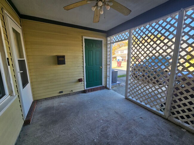 Building Photo - WESTERN BRANCH - RADCLIFFE MEADOWS