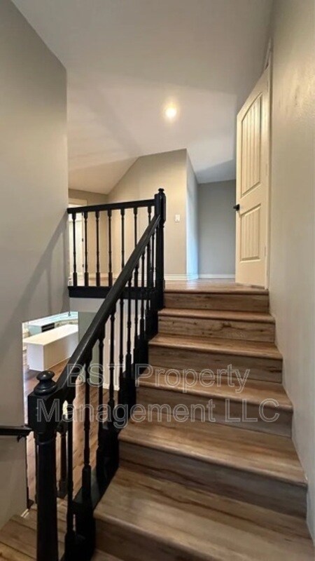 Building Photo - 25130 Rancho Lobo Ct