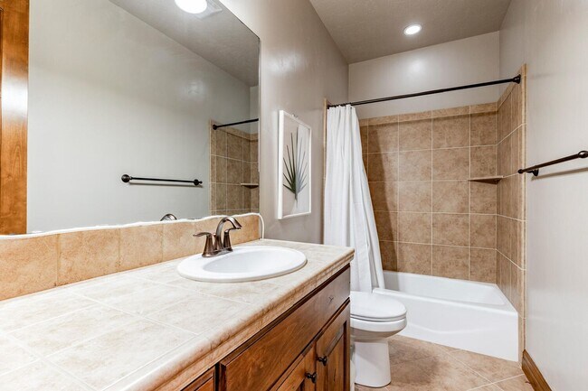 Building Photo - Magnificent Mountain Living in Jeremy Ranch