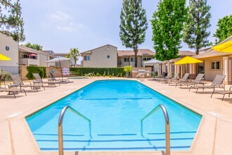 Building Photo - Aspire Rialto Apartments