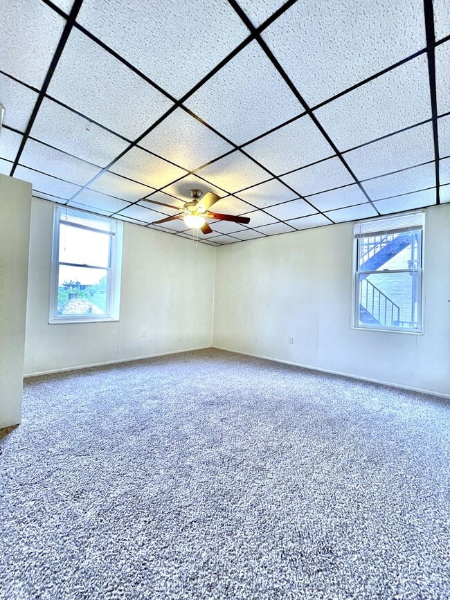 Building Photo - 403 S Atlantic Ave