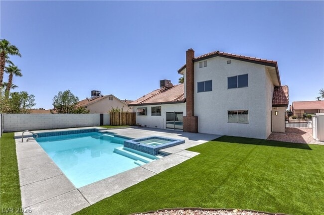 Building Photo - 6348 Vicuna Dr