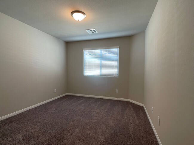 Building Photo - Brand New, Never Lived in House, located in the Southwest!