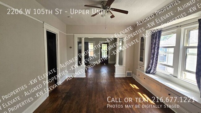 Building Photo - 2206 W 105th St