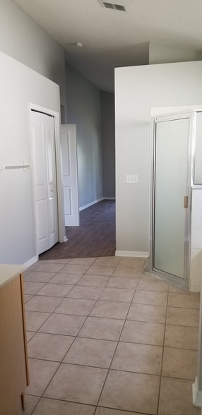 Building Photo - 13504 White Elk Loop