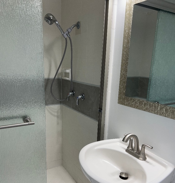 Building Photo - 1230 25th St