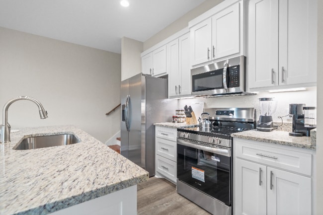 Building Photo - 165 Pebble Beach Pl