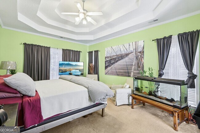 Building Photo - 255 Squire Ln