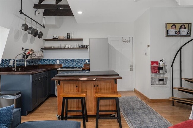 Building Photo - 35 Pelham St