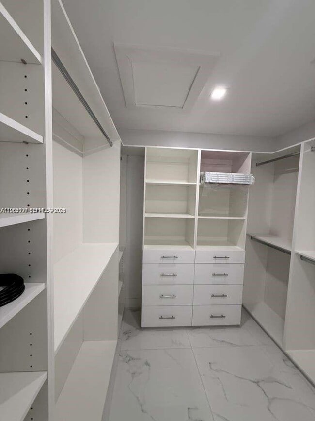 Building Photo - 19020 SW 91st Ave