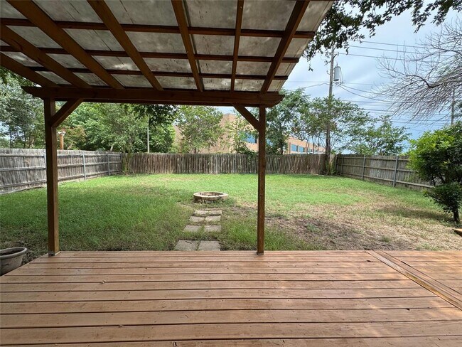 Building Photo - 2909 Allison Dr