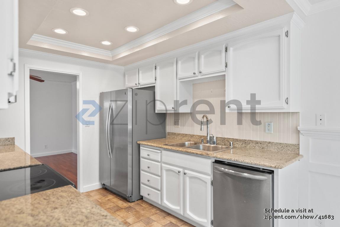 Building Photo - 426 W Campbell Ave