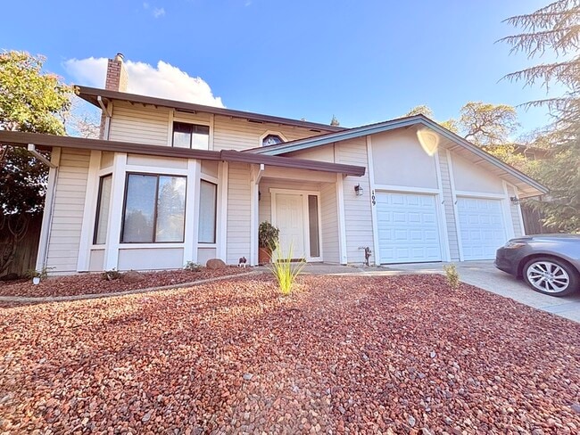 Building Photo - Beautiful Well Kept 3 bedroom for Rent - Folsom