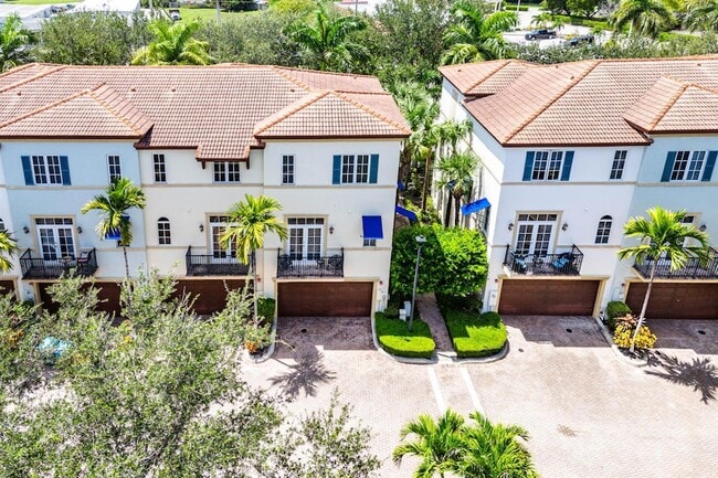 Building Photo - 3261 Estancia Wy