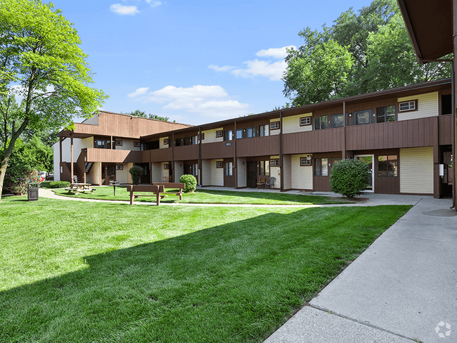 1st and 2nd Floor Homes - Clair Commons