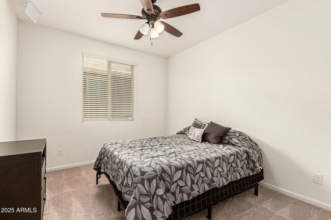 Building Photo - 12354 W Gardenia Ct