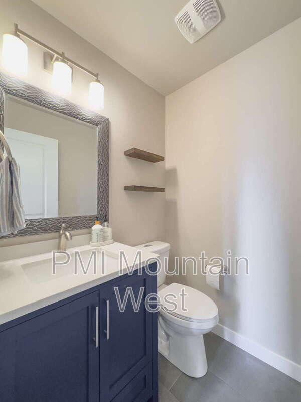 Building Photo - 7537 Russi Pl