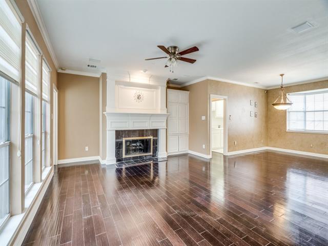 Building Photo - 5033 Hudson Dr