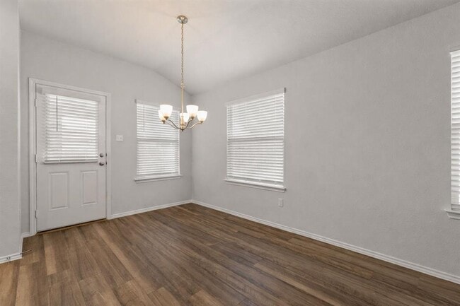 Building Photo - 108 Pivot Dr