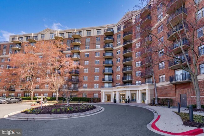 Building Photo - 3401 38th St NW