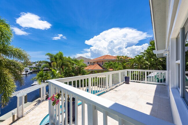 Building Photo - 3001 Jasmine Ct