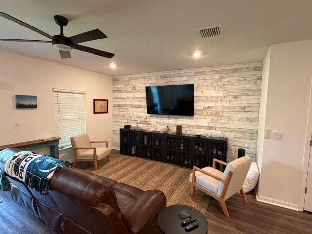 Building Photo - 10708 Ironwood Tree Wy