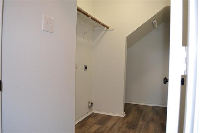 Building Photo - 6005 Hidden Pine Ln
