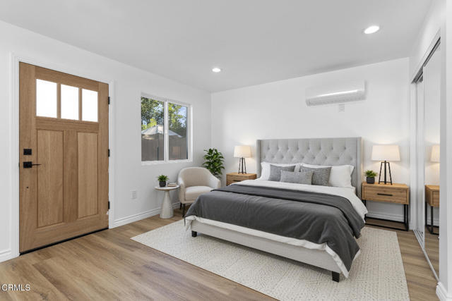 Building Photo - 3308 Primavera St