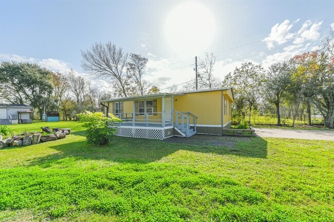 Building Photo - 1749 Max Rd