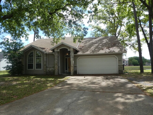 Primary Photo - 8804 Ivymill Pl N