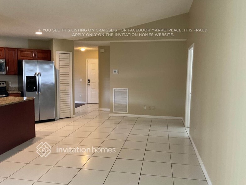 Building Photo - 162 Parkwood Dr